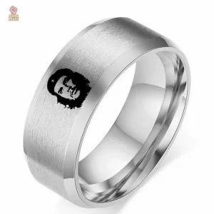 Bague gravée en acier argenté