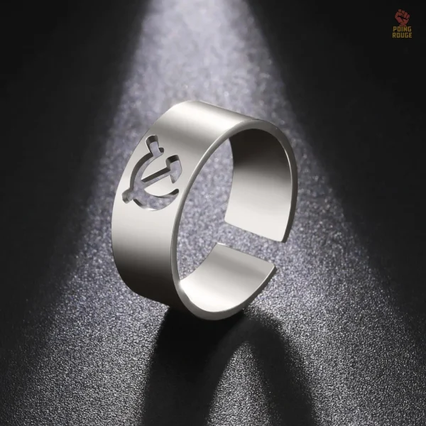 Bague acier URSS avec motif faucille et marteau