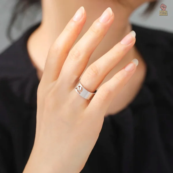 Bague vintage représentant le symbole communiste en acier