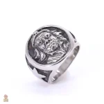 Bague communiste avec visage révolutionnaire