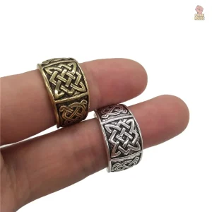 Bague communiste en or, esthétique Svarog raffinée