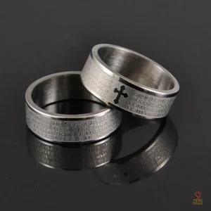 Bague communiste en acier avec inscription religieuse