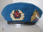 Béret officier URSS bleu avec étoile et médaille