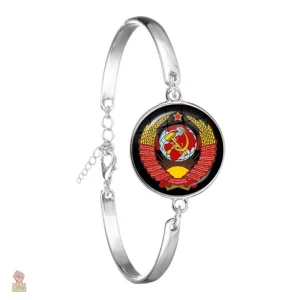 Accessoire symbolique du communisme avec armoiries soviétiques
