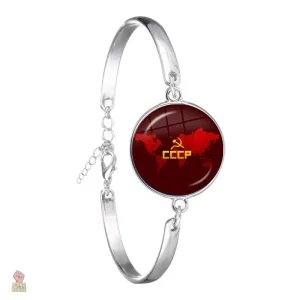Accessoire unique représentant la carte du monde CCCP