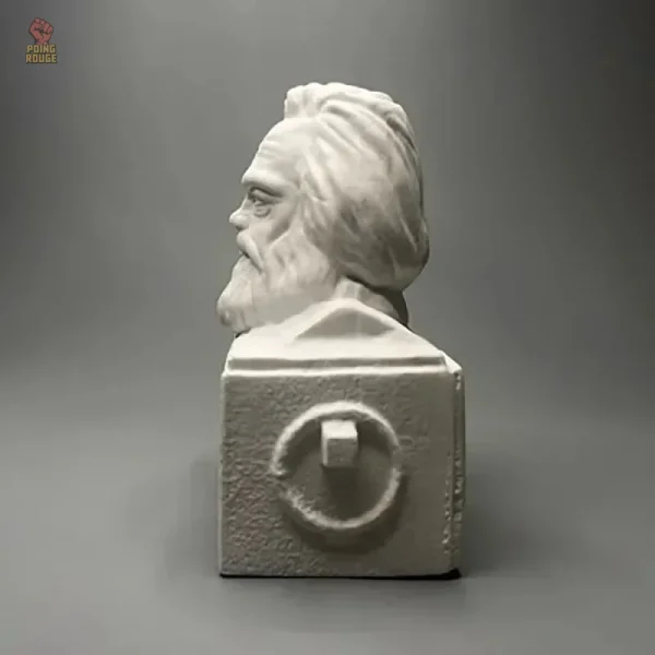Buste en plâtre de Karl Marx