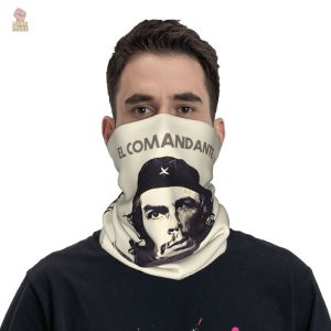 Cache-cou militant, accessoire pour les passionnés d'histoire