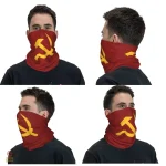 Accessoire communiste, cache-cou avec emblème emblématique