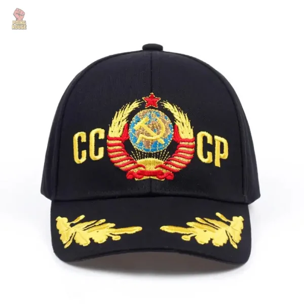 Casquette brodée CCCP, accessoire vintage au design emblématique