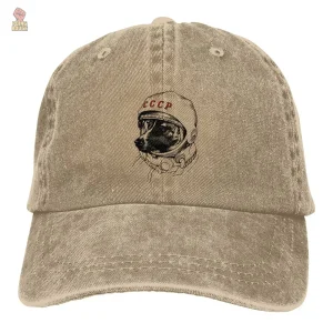 Casquette CCCP chien astronaute en style communiste