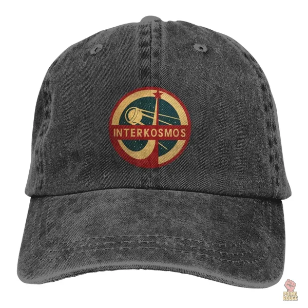 casquette-interkosmos-spoutnik-programme-spatial-1 Casquette Interkosmos Sputnik au design spatial unique
