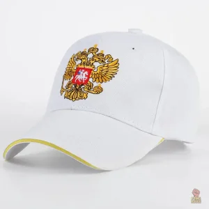 Casquette blanche brodée inspirée de la Russie communiste