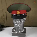Casquette militaire russe verte vintage de style communiste