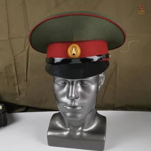 Casquette militaire russe verte vintage de style communiste