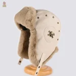 Mode militaire : chapka en cuir pour l'hiver