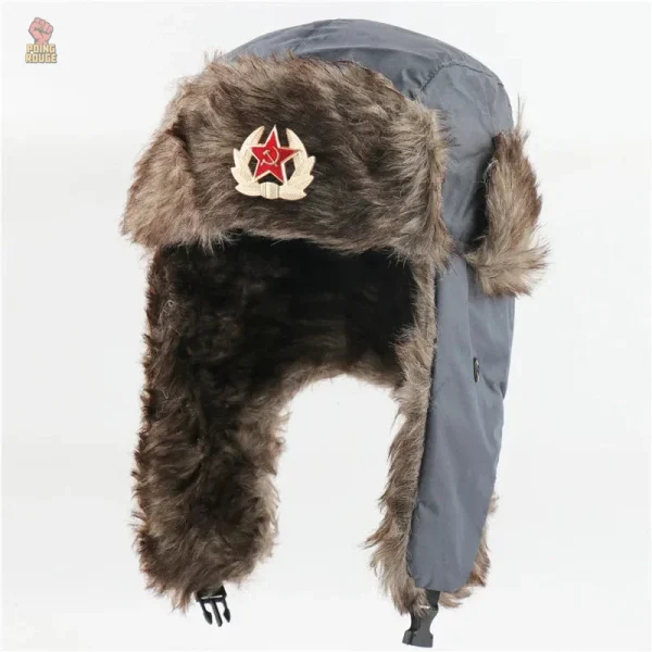 Accessoire d'hiver inspiré du style communiste