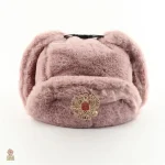 Ushanka avec designs inspirés de l'URSS
