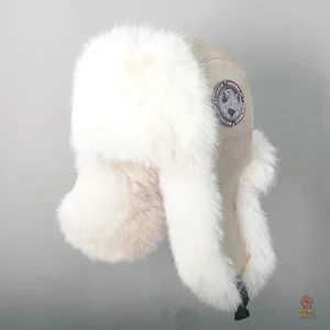 Chapeau communiste multicolore, un accessoire unique