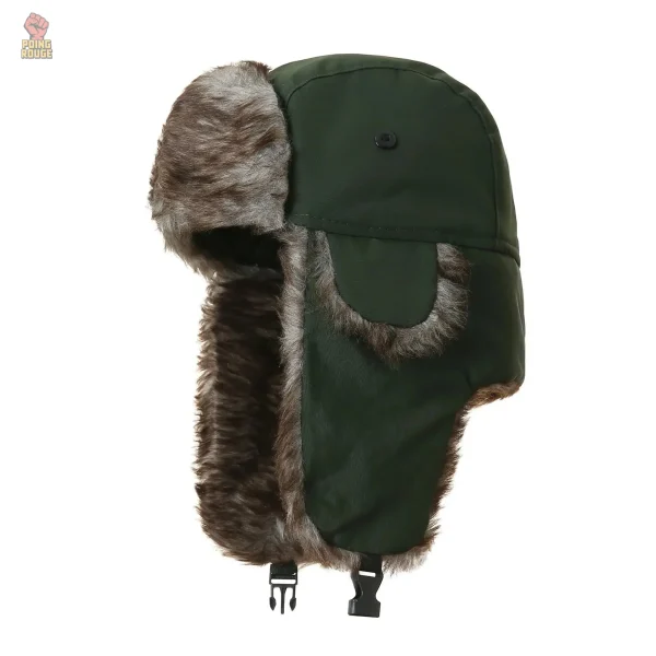 Chapeau traditionnel en fourrure brodé