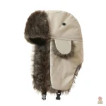 Ushanka stylée avec designs artistiques