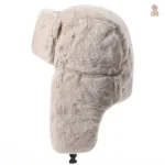 Chapeau chaud avec motifs historiques