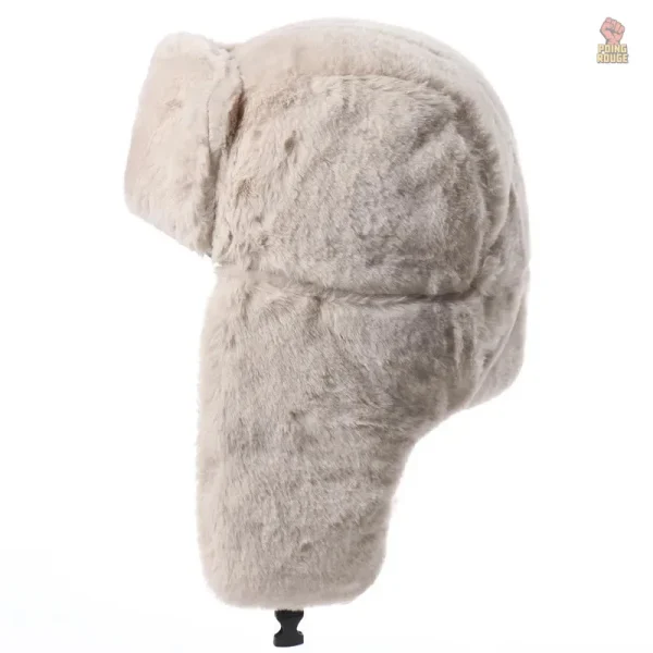 Chapeau chaud avec motifs historiques