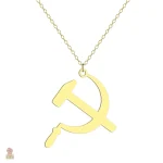 Collier faucille et marteau doré soviétique