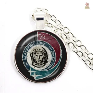 Collier pendentif Gagarine 1961