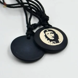 Pendentif rond en résine, style Che Guevara