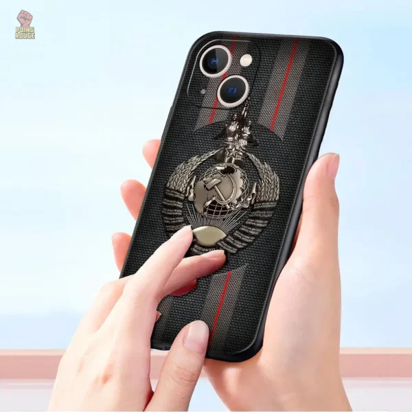 Protection iPhone avec motif faucille et marteau