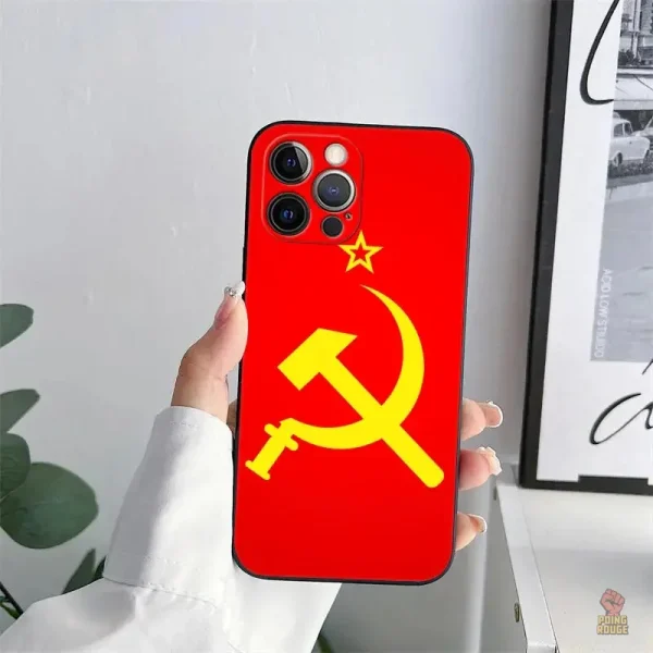 coque-russie-kremlin-rouge-iphone-1 Coque Kremlin Rouge pour iPhone