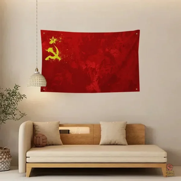 Drapeau révolutionnaire CCCP avec motifs de flamme
