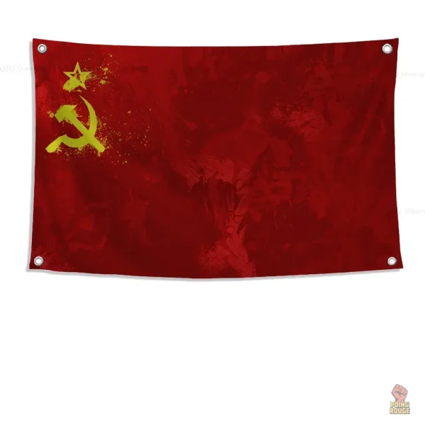 Drapeau aux couleurs emblématiques de l'Union Soviétique