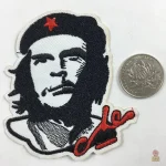 Motif Che Guevara sur fond du drapeau cubain