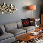 Coussin CCCP or sur rouge, symbole du communisme