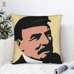 Coussin décoratif Staline avec fond rouge et drapeau