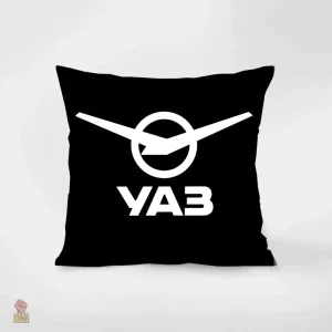 Coussin décoratif UAZ, design logo sur fond noir