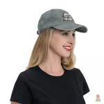 Casquette à message politique sur le communisme