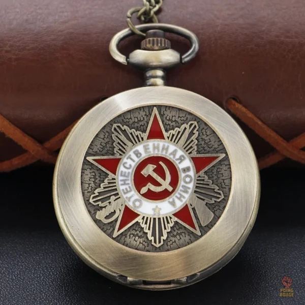 Accessoire unique en bronze, montre inspirée de l'ère soviétique