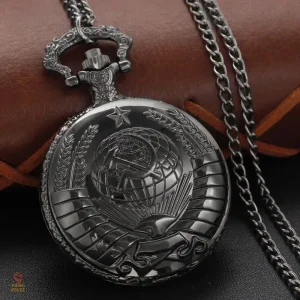 Accessoire vintage inspiré de l'ère communiste soviétique