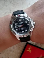 Montre mécanique militaire vintage soviétique