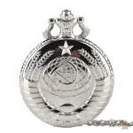 Horloge de poche emblématique du passé soviétique