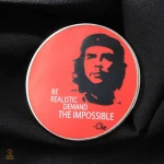 Accessoire Che Guevara en métal doré, design portrait