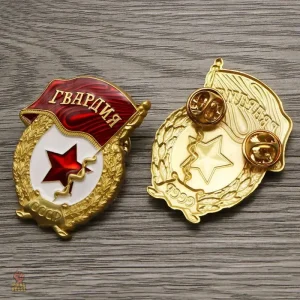 Pin badge doré étoile CCCP