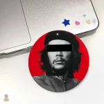 Macaron Che Guevara, motif rond et citation