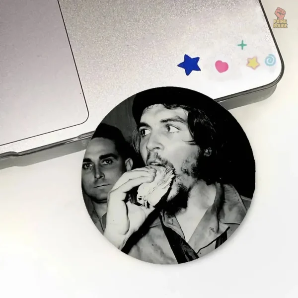 Macaron drapeau Cuba avec portrait de Che Guevara