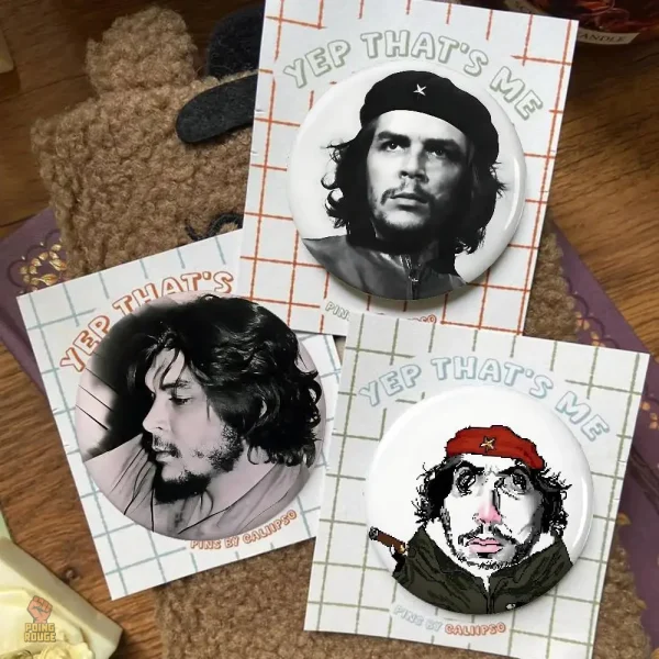 Insigne macaron Che Guevara sur fond blanc