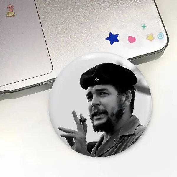 Macaron avec le portrait célèbre de Che Guevara