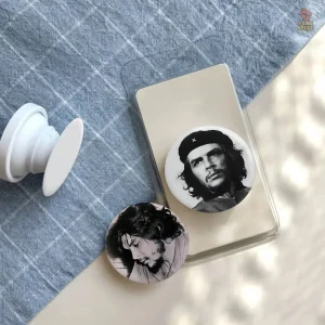 Portrait silhouette de Che Guevara en pin badge