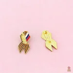 PIN RUBAN GEORGE AVEC DRAPEAU RUSSE TRICOLORE